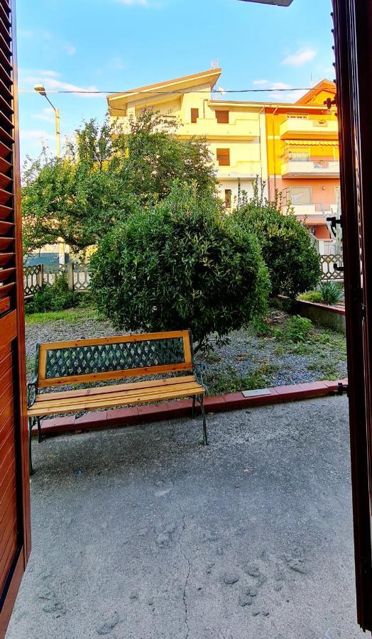 Armonia Appartement Ardore Marina Buitenkant foto
